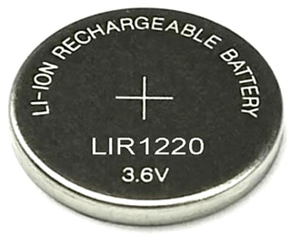 Litiumbatteriet LIR1220 är på 3.6 Volt och har dimensionen 12.5 x 2.0 mm 